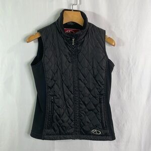 Marker black quilted vest with fleece lining.
